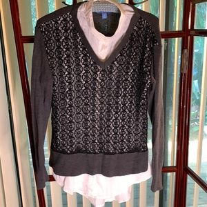 NWOT VERA WANG  sweater/blouse